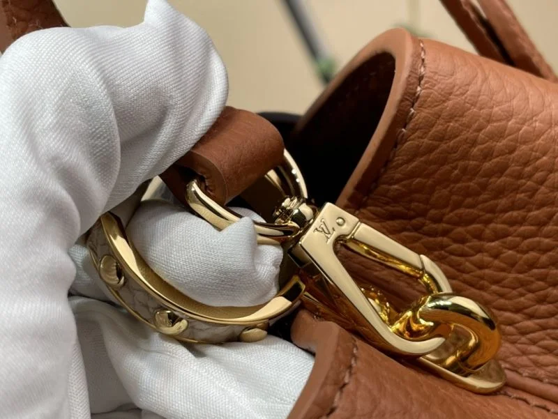 TechFriendly Louis Vuitton Capucines BB Bags 40589