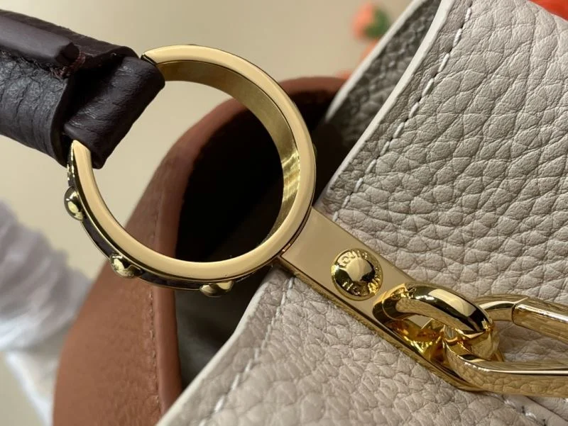 Louis Vuitton Capucines BB Bags Cozy 40677