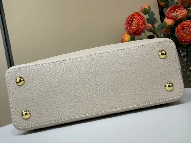 Chic Louis Vuitton Capucines BB Bags 40582