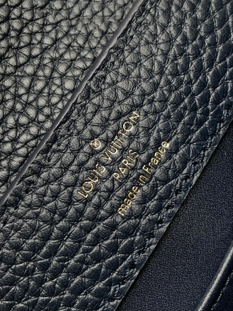 FlexibleFit Louis Vuitton Capucines BB Bags 40640
