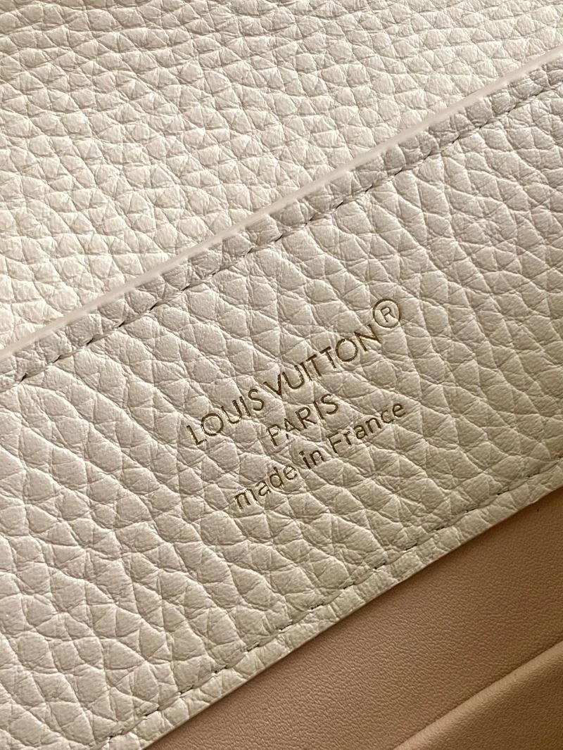 Louis Vuitton Capucines BB Bags EasyMatch 40661