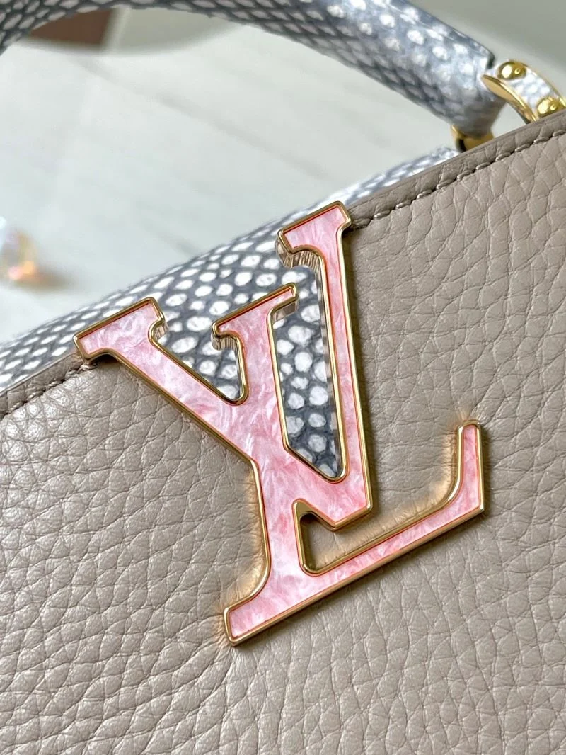 Louis Vuitton Capucines BB Bags BestValue 40101
