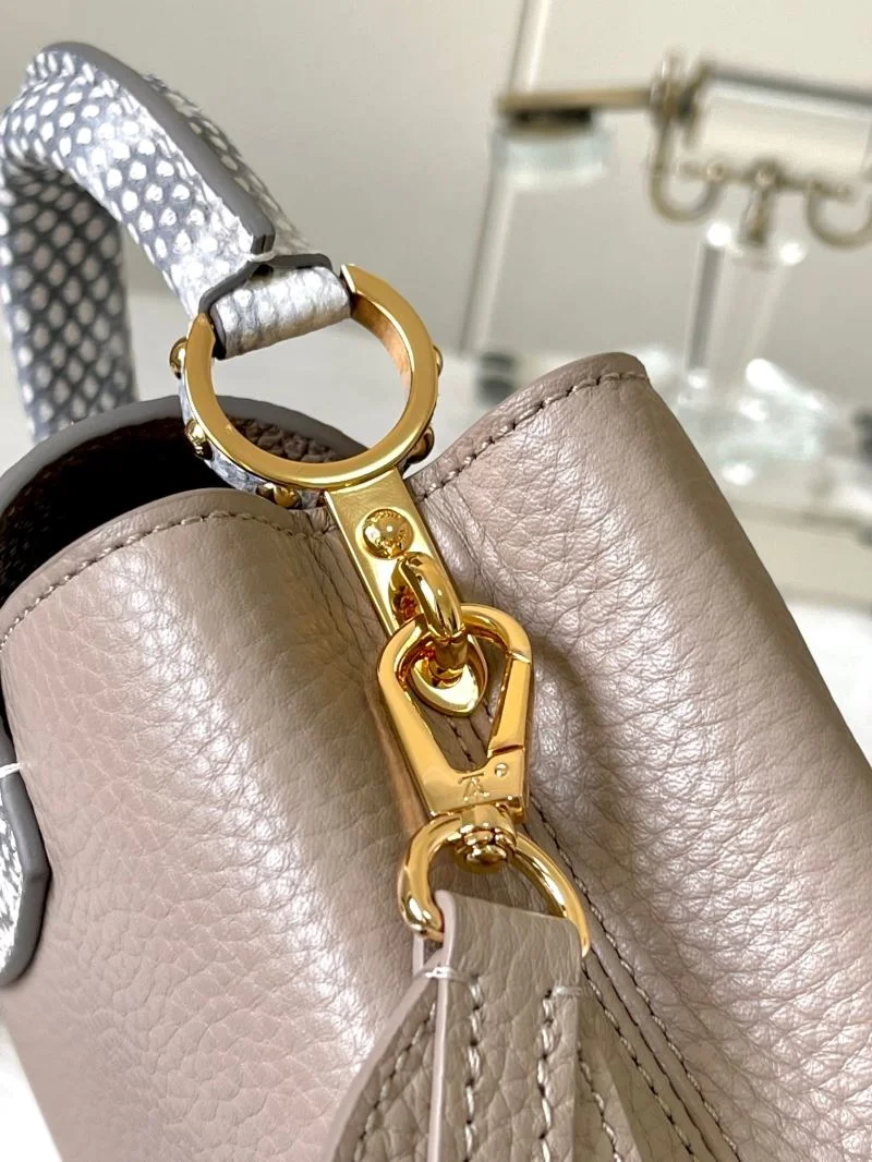Louis Vuitton Capucines BB Bags BestValue 40101