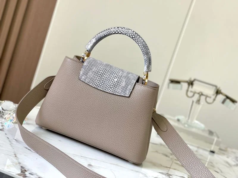 Sleek Louis Vuitton Capucines BB Bags 40131