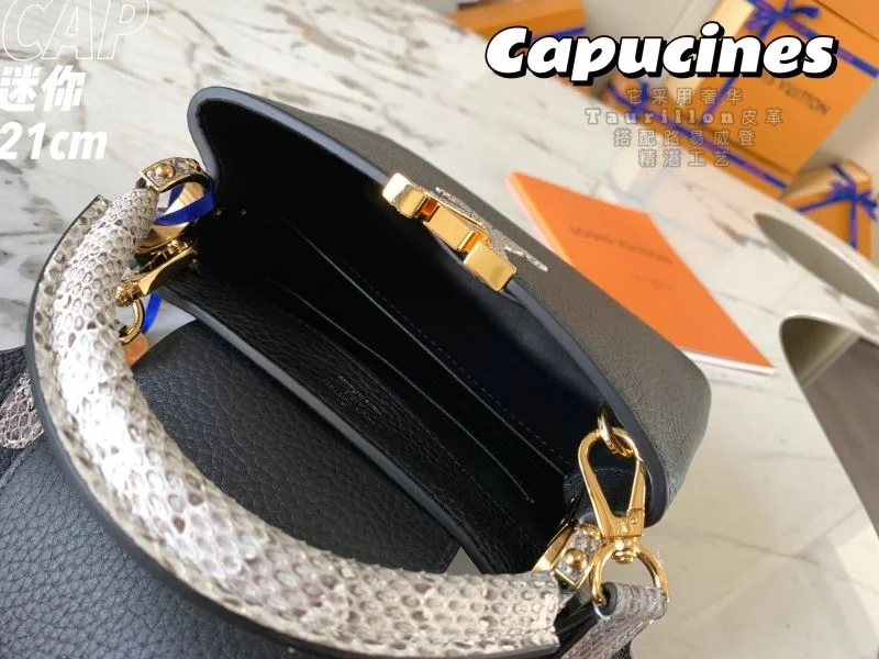 Durable Louis Vuitton Capucines BB Bags 40088