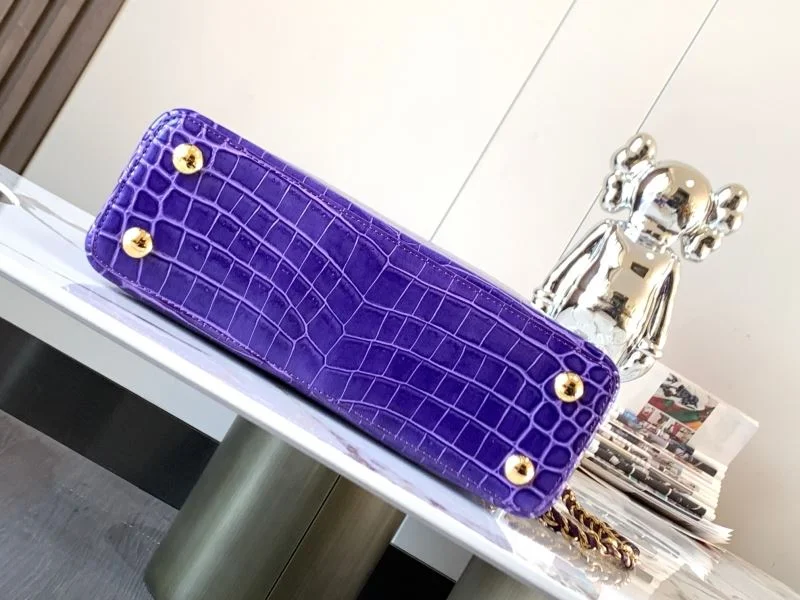 Modern Louis Vuitton Capucines BB Bags 40093