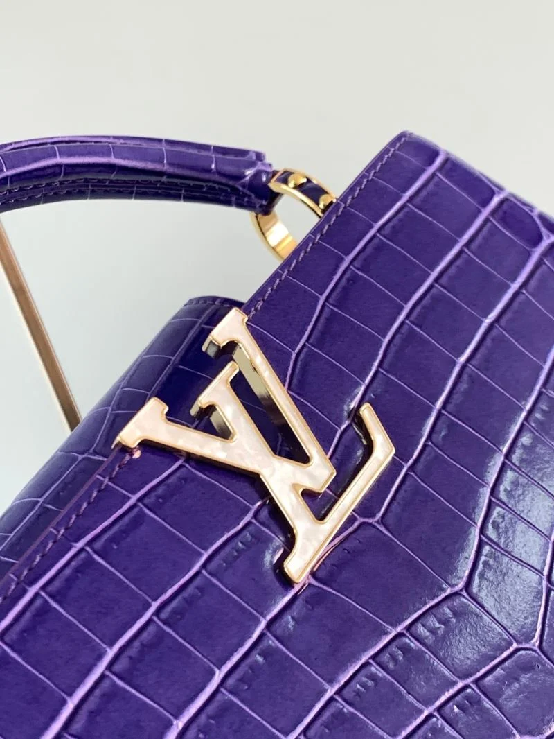 Modern Louis Vuitton Capucines BB Bags 40093