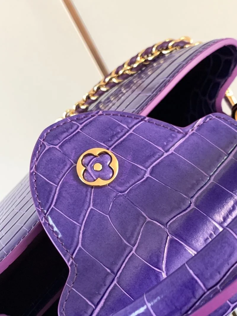 Modern Louis Vuitton Capucines BB Bags 40093