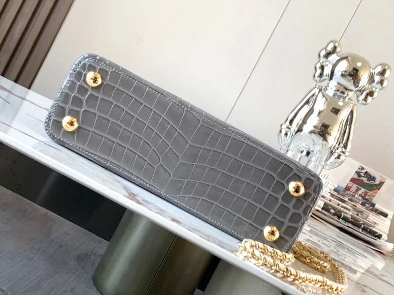 Thermal Louis Vuitton Capucines BB Bags 40078
