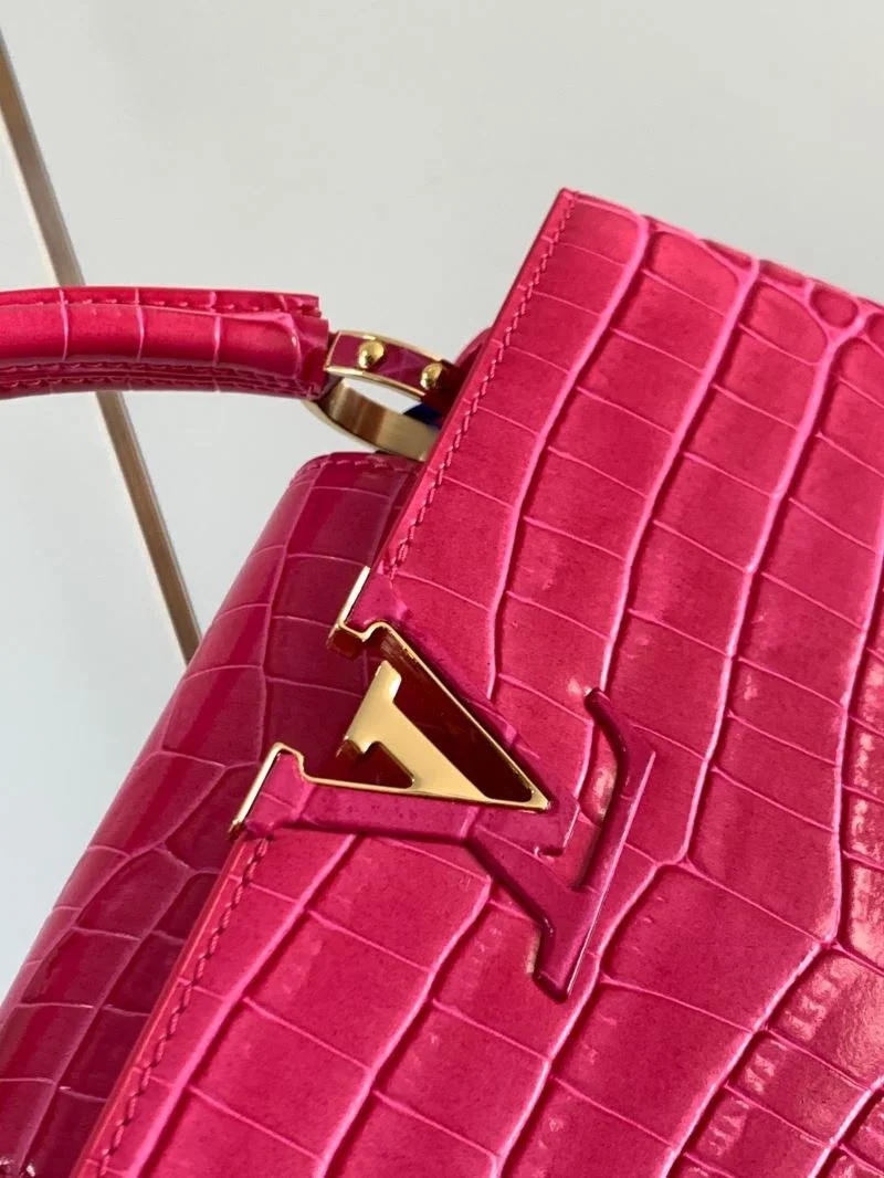 Compact Louis Vuitton Capucines BB Bags 40083