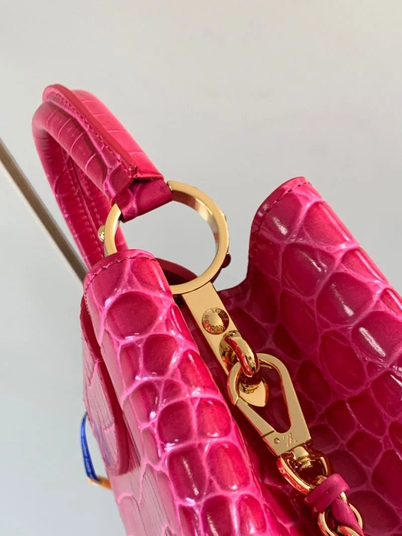 Compact Louis Vuitton Capucines BB Bags 40083