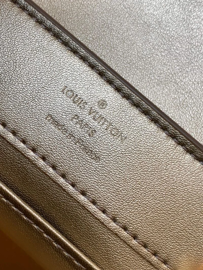 Louis Vuitton Capucines BB Bags Contemporary 40077