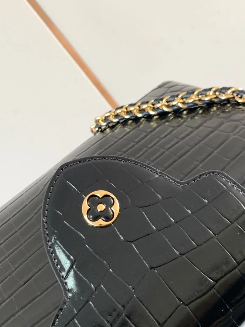 Louis Vuitton Capucines BB Bags OdorResistant 40079