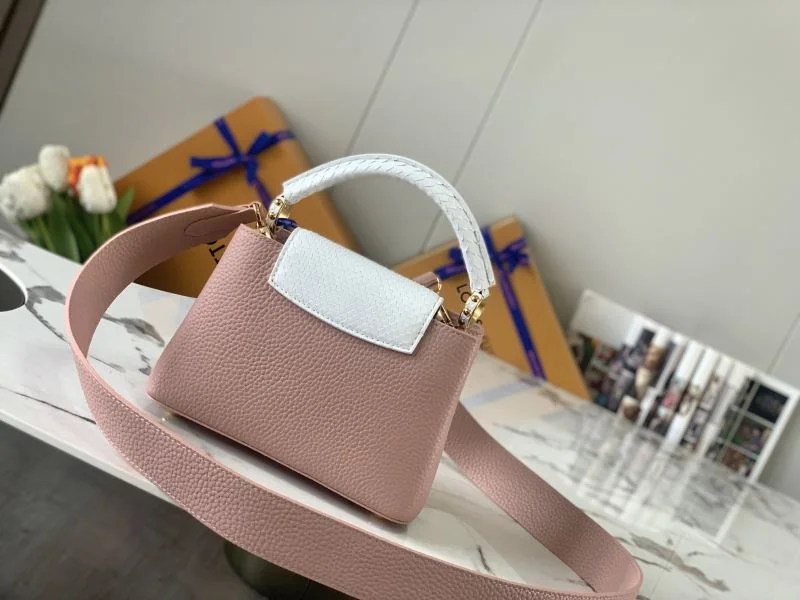 Durable Louis Vuitton Capucines BB Bags 40080