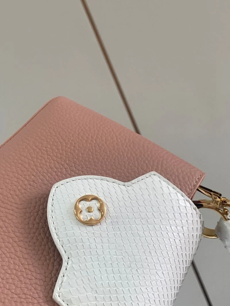Durable Louis Vuitton Capucines BB Bags 40080