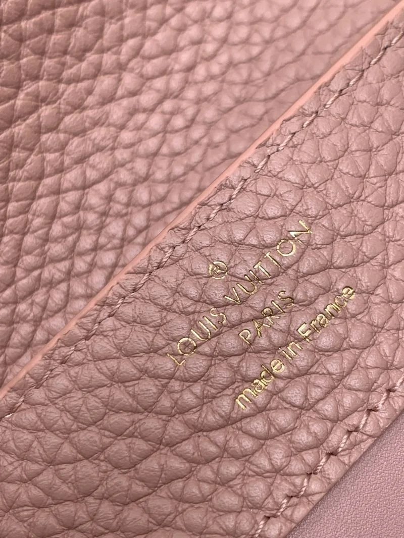 Durable Louis Vuitton Capucines BB Bags 40080
