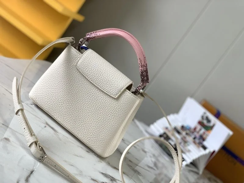 FlexibleFit Louis Vuitton Capucines BB Bags 40162