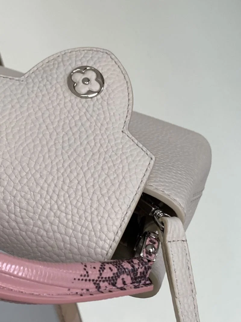 FlexibleFit Louis Vuitton Capucines BB Bags 40162