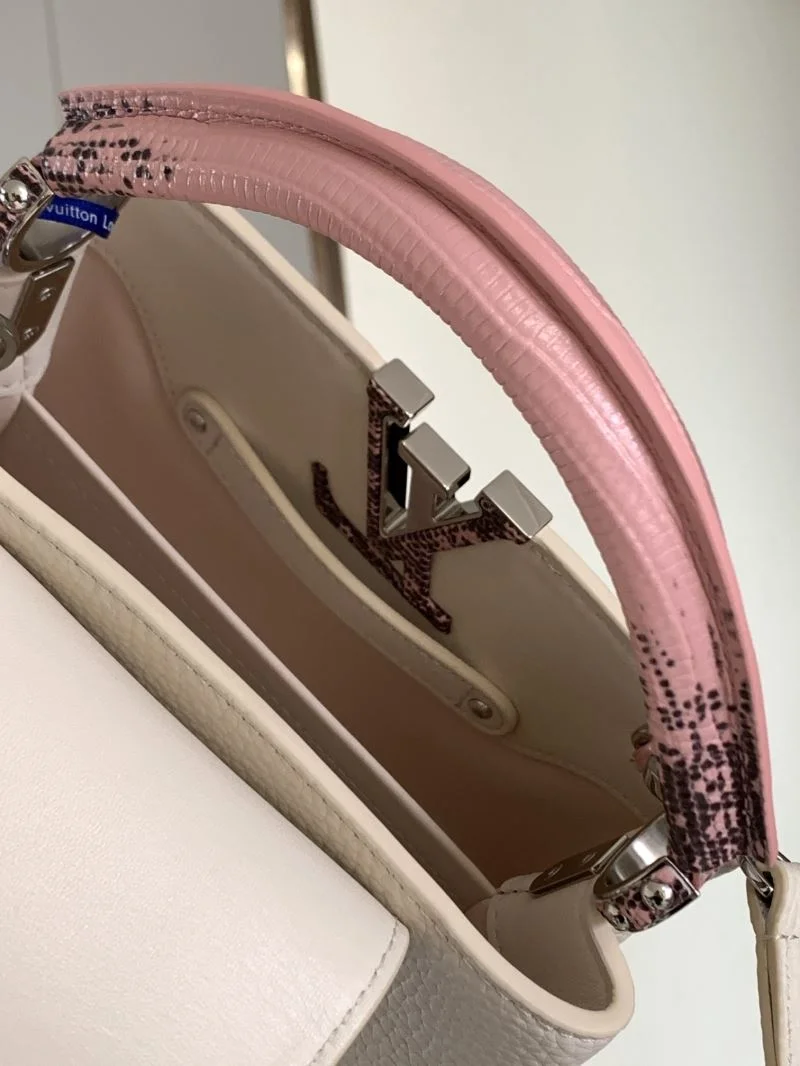 FlexibleFit Louis Vuitton Capucines BB Bags 40162