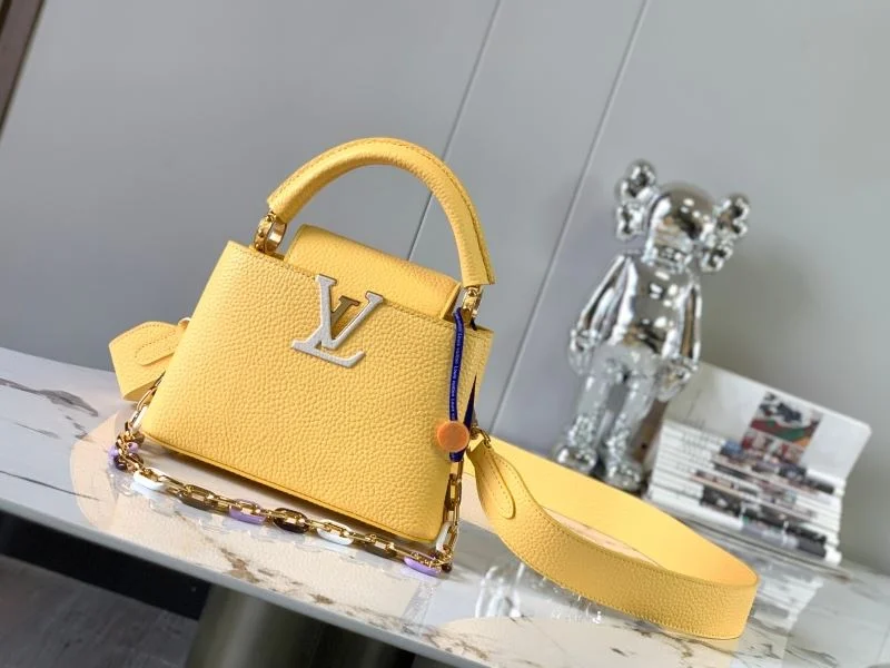 BestValue Louis Vuitton Capucines BB Bags 40062
