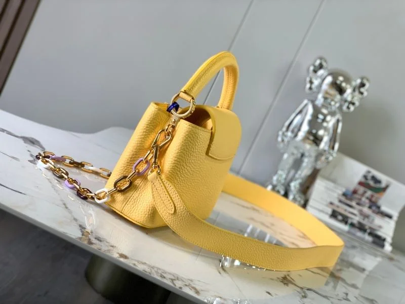 BestValue Louis Vuitton Capucines BB Bags 40062