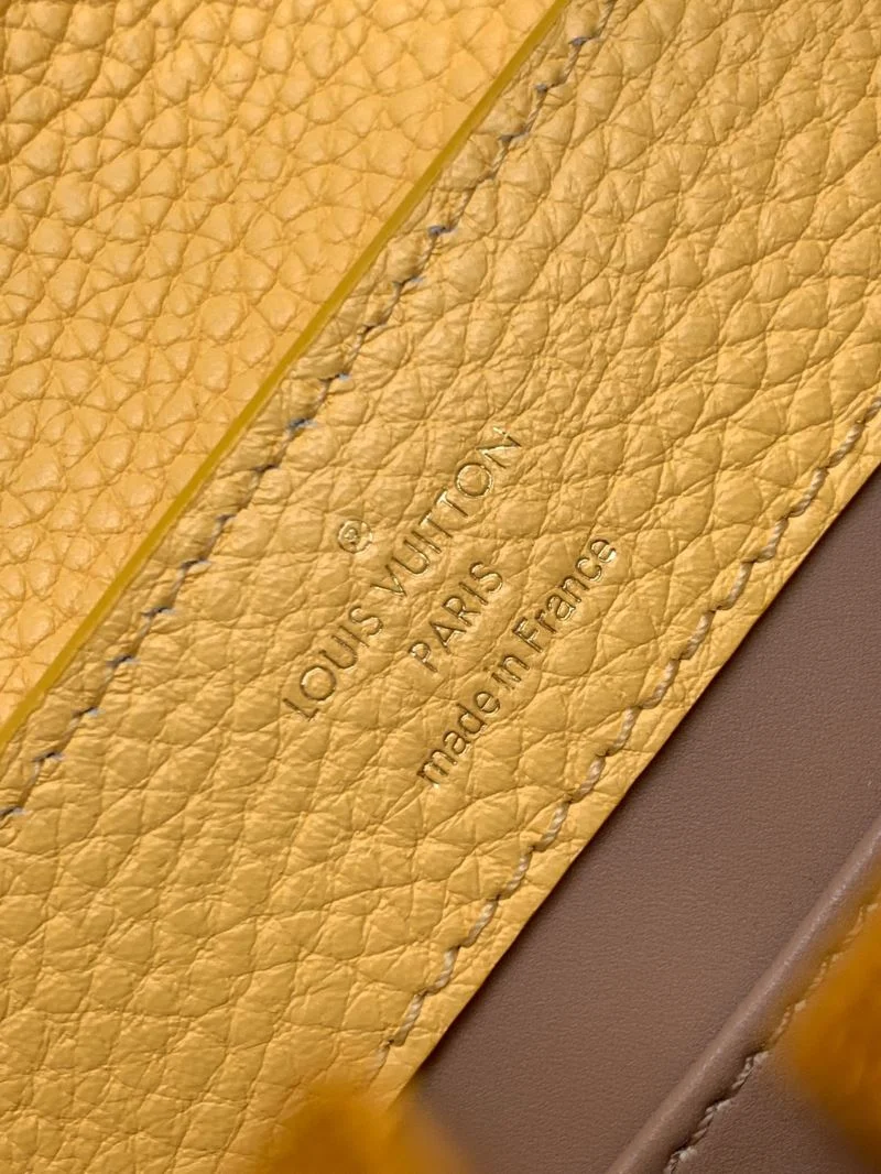 BestValue Louis Vuitton Capucines BB Bags 40062