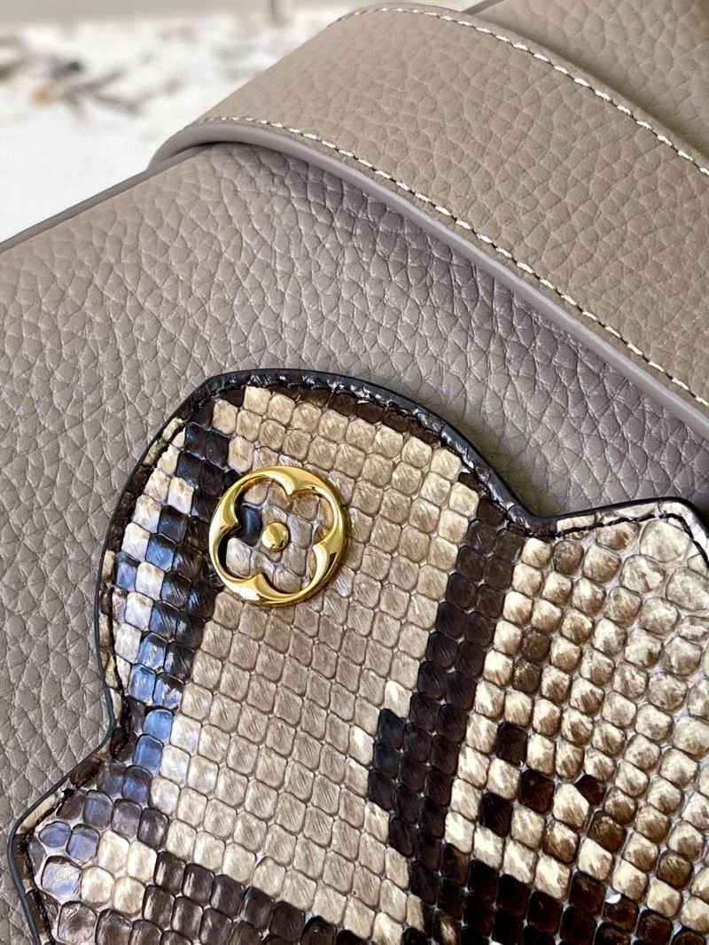 Lightweight Louis Vuitton Capucines BB Bags 40058