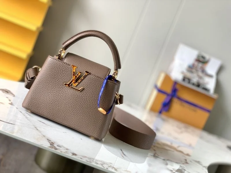 EasyMatch Louis Vuitton Capucines BB Bags 40056
