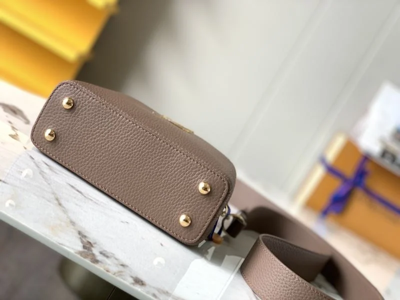 EasyMatch Louis Vuitton Capucines BB Bags 40056