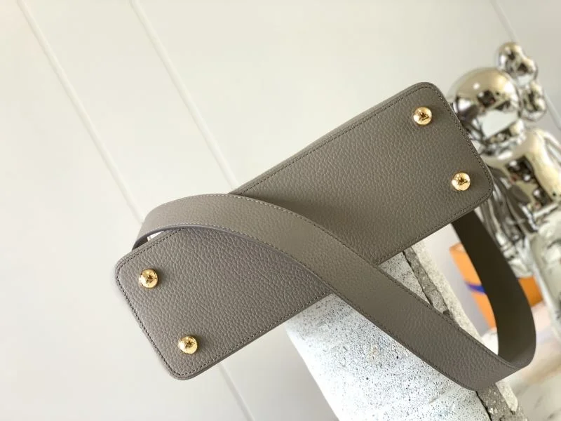 Popular Louis Vuitton Capucines BB Bags 40042