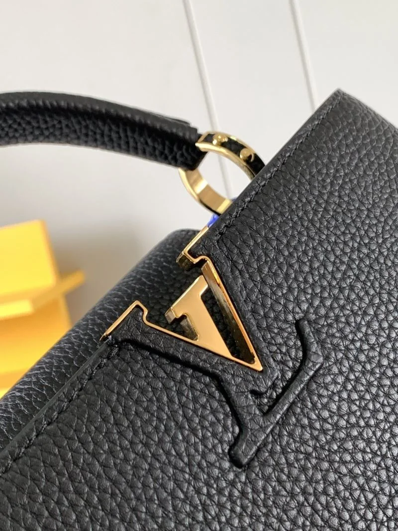 TechFriendly Louis Vuitton Capucines BB Bags 40130