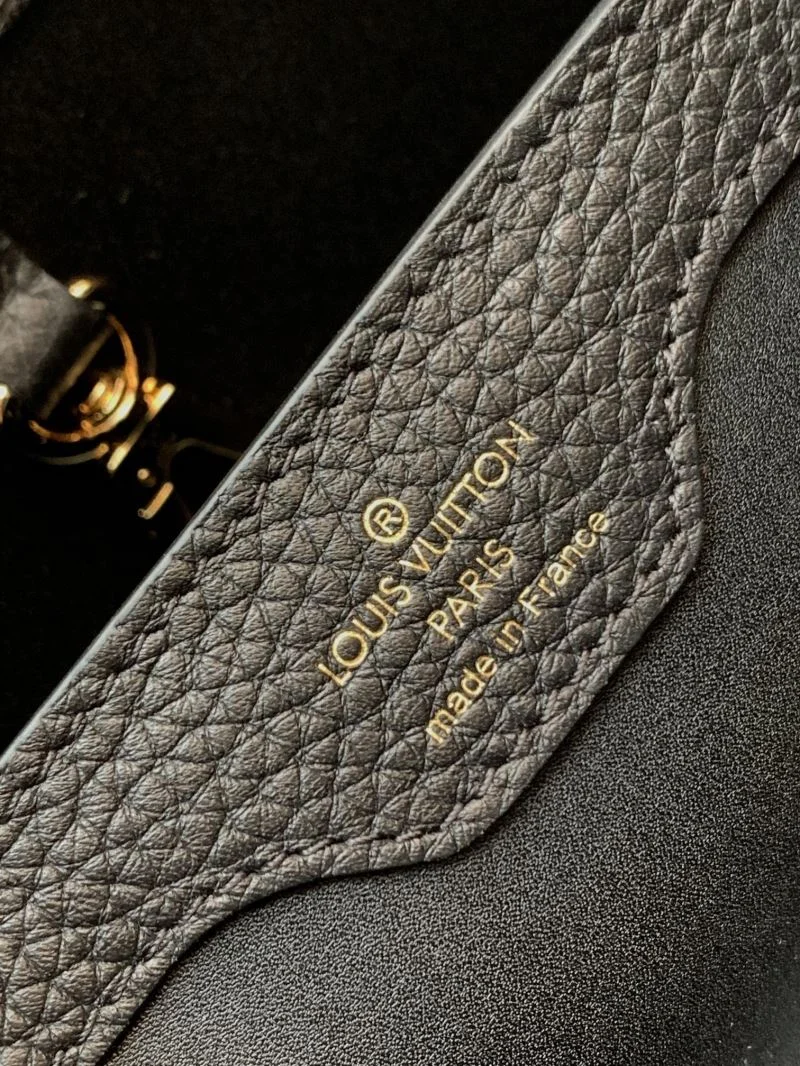 TechFriendly Louis Vuitton Capucines BB Bags 40130