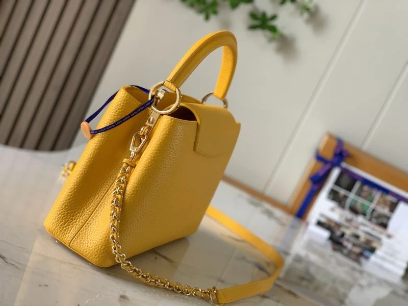 Chic Louis Vuitton Capucines BB Bags 40040