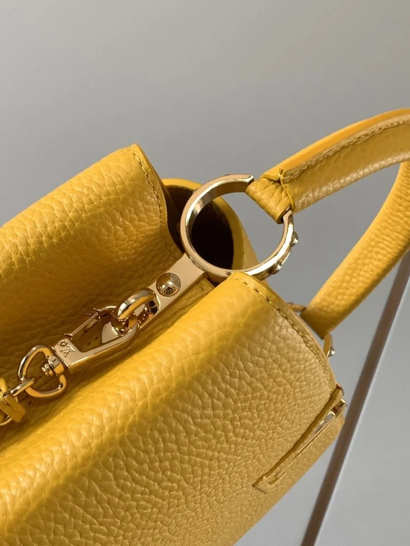 Chic Louis Vuitton Capucines BB Bags 40040