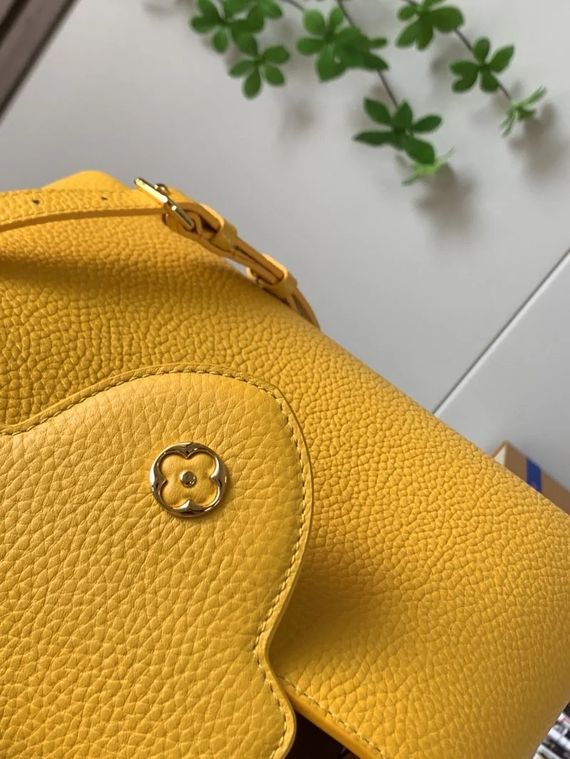 Chic Louis Vuitton Capucines BB Bags 40040