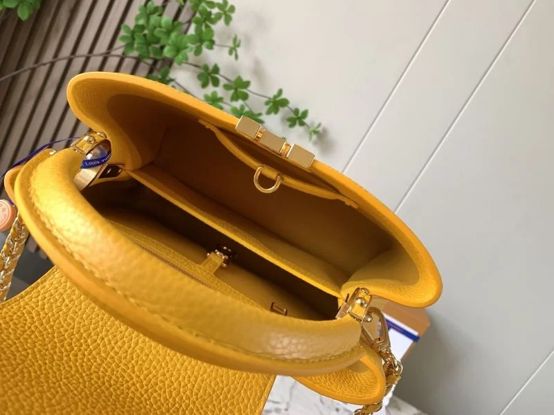 Chic Louis Vuitton Capucines BB Bags 40040