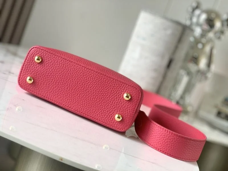 Popular Louis Vuitton Capucines BB Bags 40074
