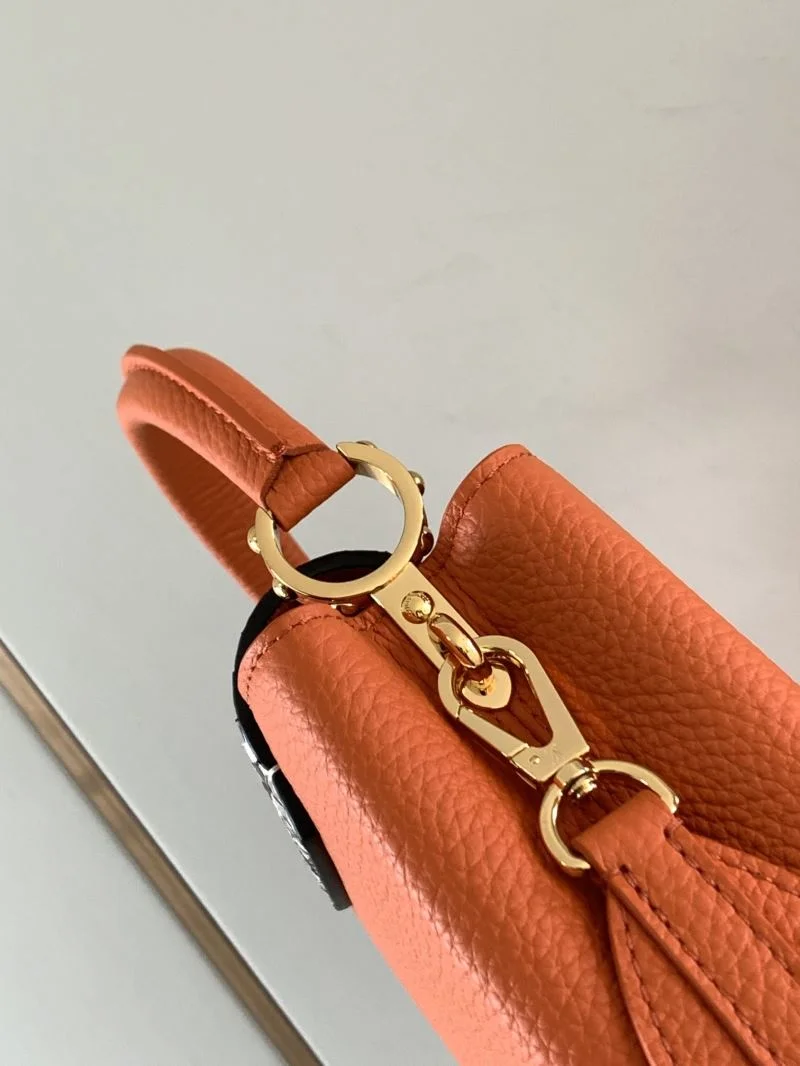 Unique Louis Vuitton Capucines BB Bags 40029
