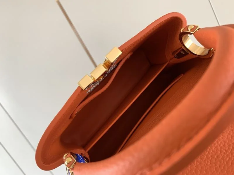 Unique Louis Vuitton Capucines BB Bags 40029