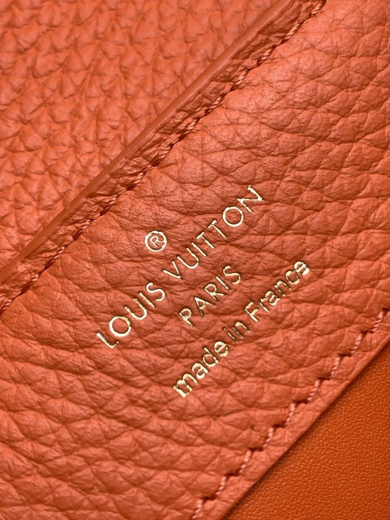 Unique Louis Vuitton Capucines BB Bags 40029