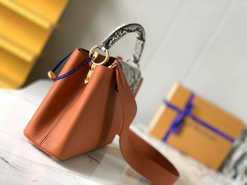 SmartChoice Louis Vuitton Capucines BB Bags 40018