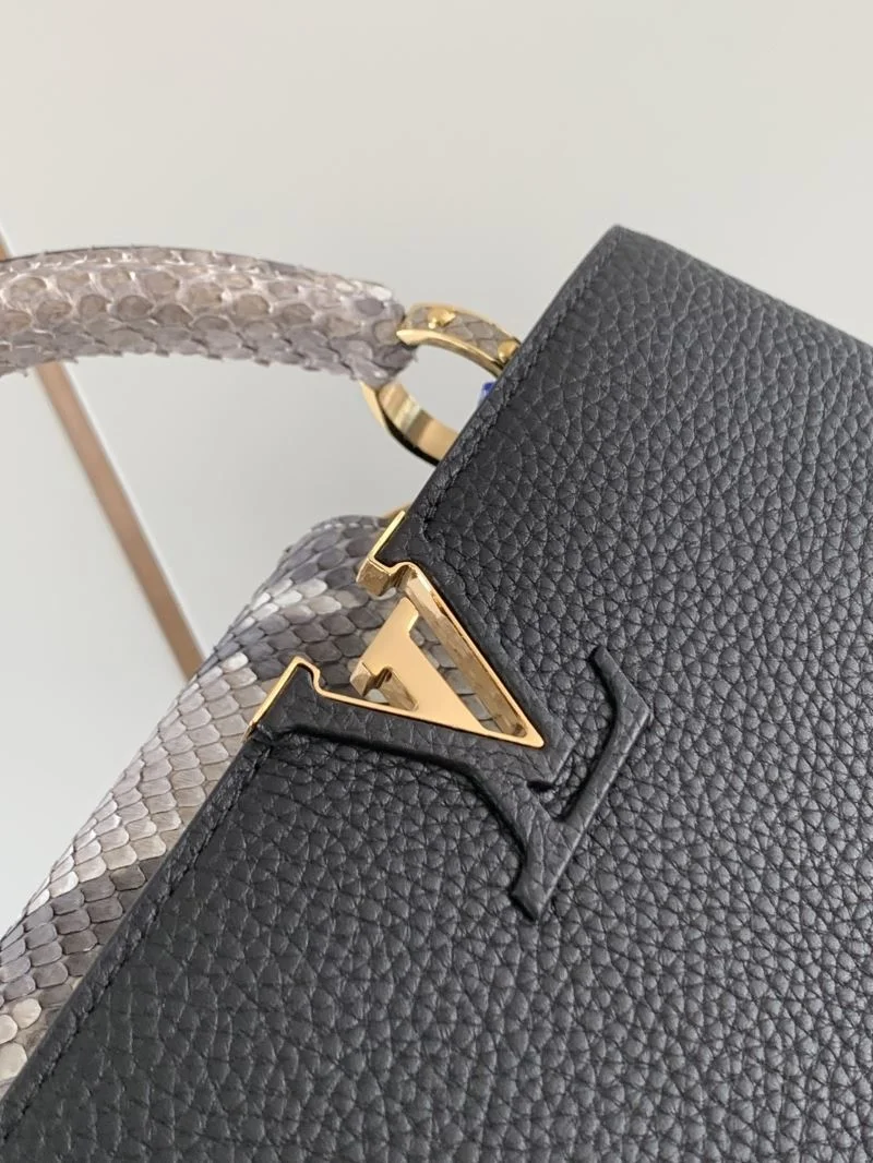 SoftTouch Louis Vuitton Capucines BB Bags 40022