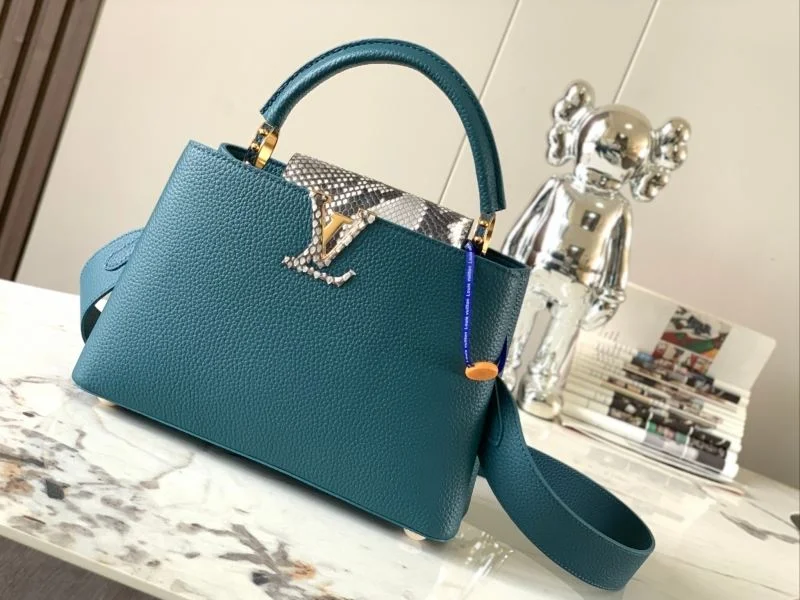 OnTrend Louis Vuitton Capucines BB Bags 40016