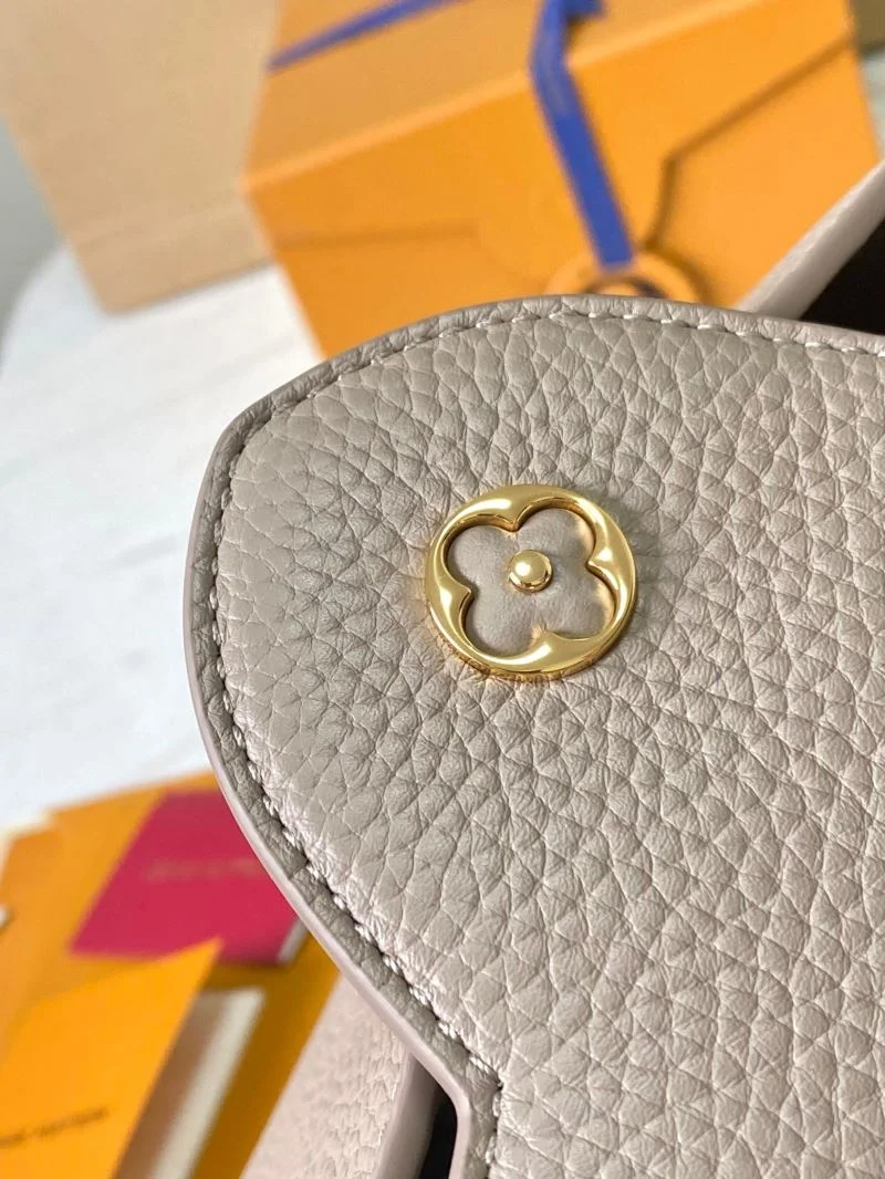 Louis Vuitton Capucines BB Bags EyeCatching 40023
