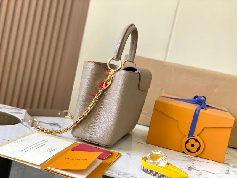 StreetReady Louis Vuitton Capucines BB Bags 40025