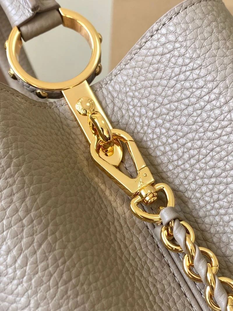StreetReady Louis Vuitton Capucines BB Bags 40025
