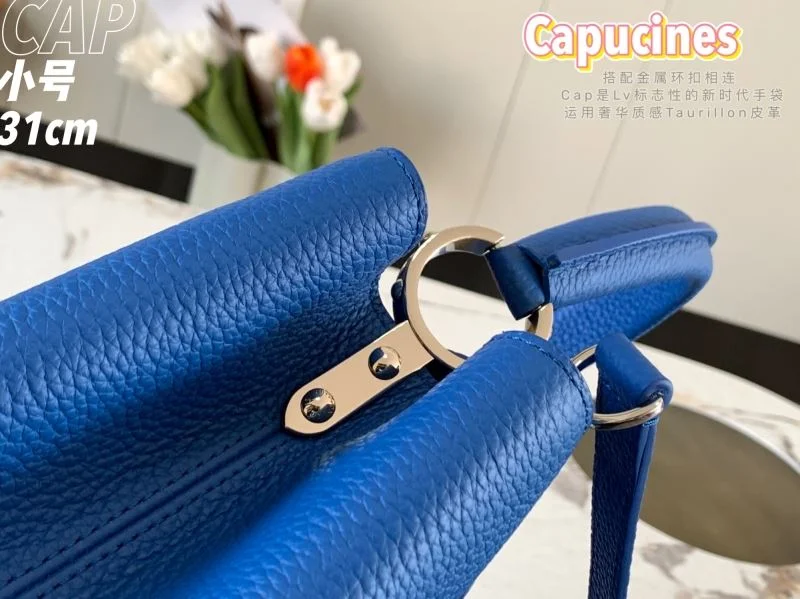 Resilient Louis Vuitton Capucines BB Bags 40017