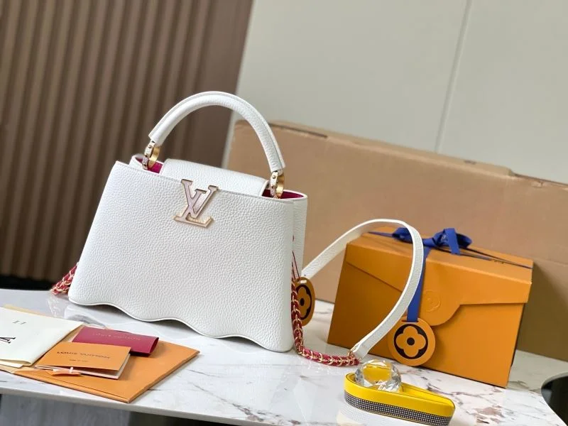 Louis Vuitton Capucines BB Bags Unisex 40009