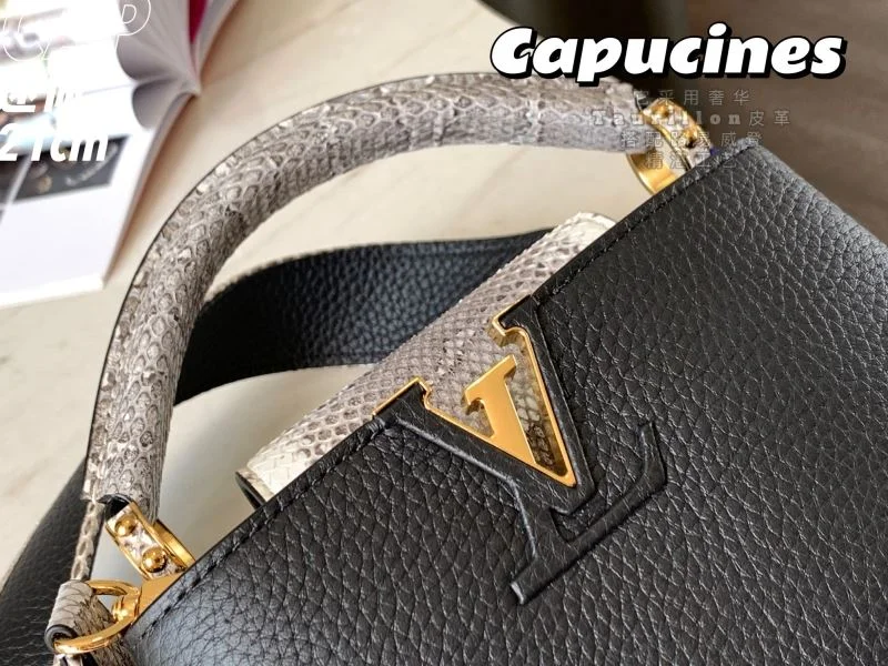 Modern Louis Vuitton Capucines BB Bags 39996