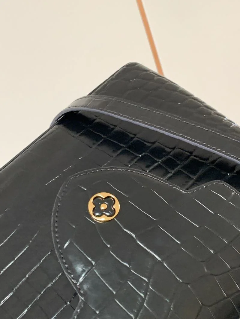 Louis Vuitton Capucines BB Bags Unique 40035